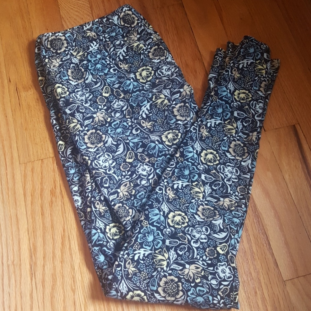 Lularoe floral leggings